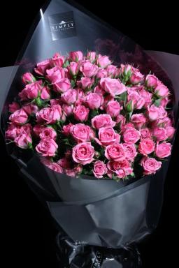 Valentine's Day pink rose bouquet