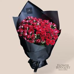 red rose bouquet