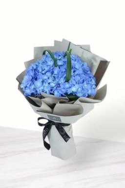 City University Graduation Bouquet - Shek Kip Mei Flower Shop