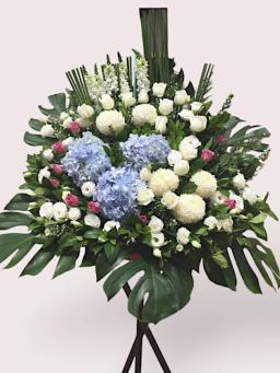 Condolence flower basket 4