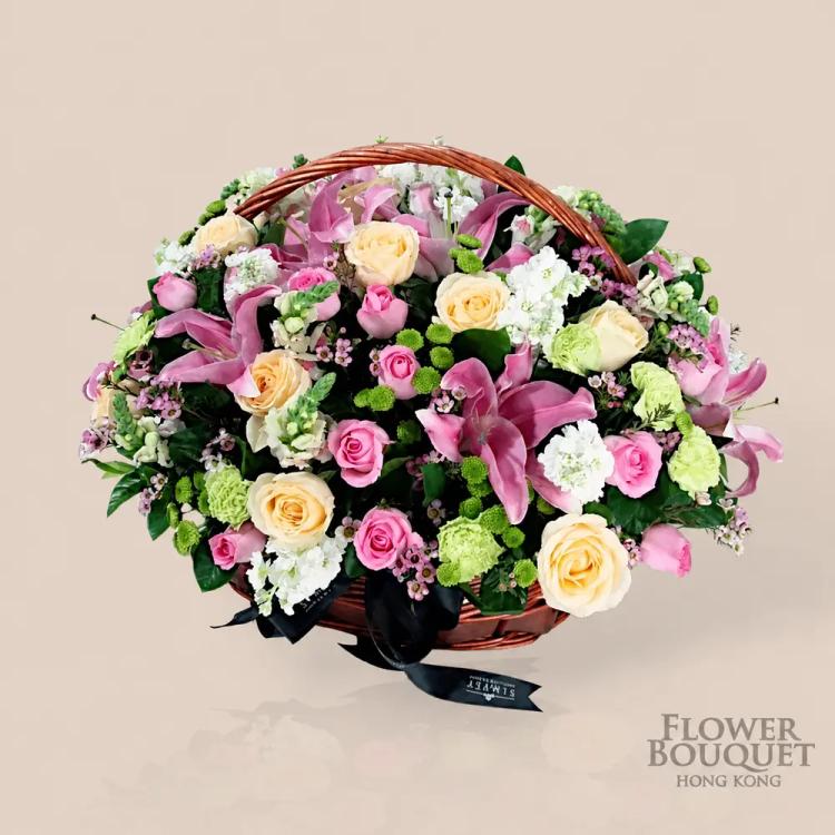 火百合+ 混色玫瑰花 + 襯花 花籃 火百合+ 混色玫瑰花 + 襯花 花籃