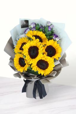 University of Science and Technology Graduation Bouquet - Kwun Tong Flower Shop