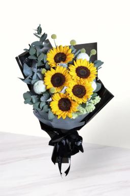 Hong Kong University Graduation Bouquet - Sheung Wan Florist